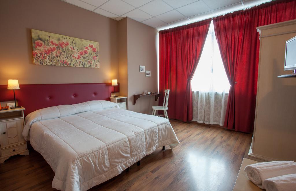 Ankon Hotel Ancona Phòng bức ảnh